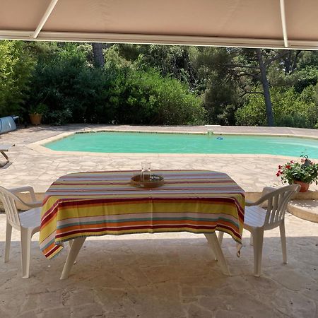 Superbe T2 Dans Villa Entre Calanques Et Colline Marseille Exterior photo